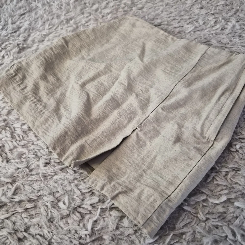 H&M Beige Mini Skirt